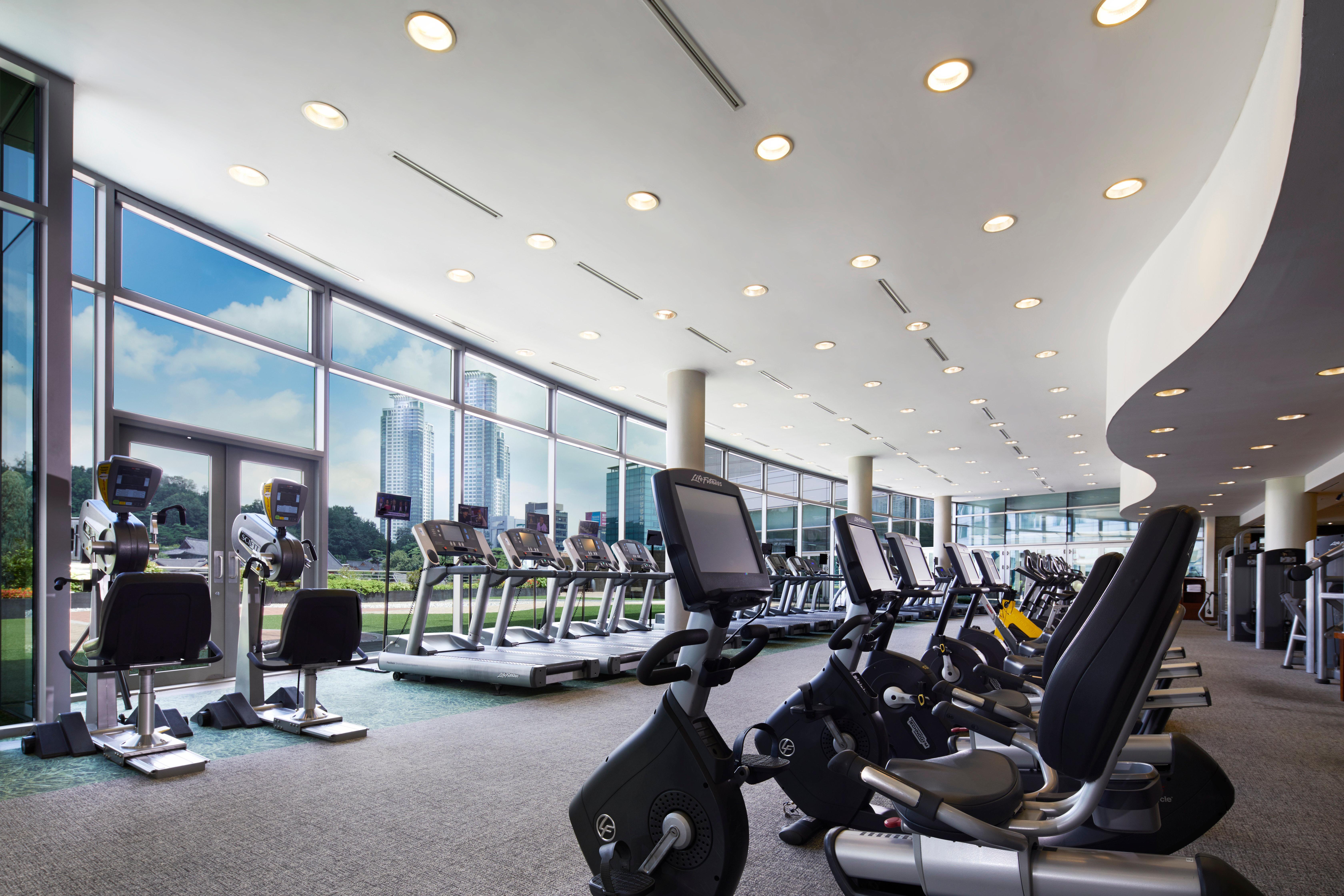 Intercontinental Seoul Coex, An Ihg Hotel Eksteriør billede The gym at the Ritz-Carlton, Singapore